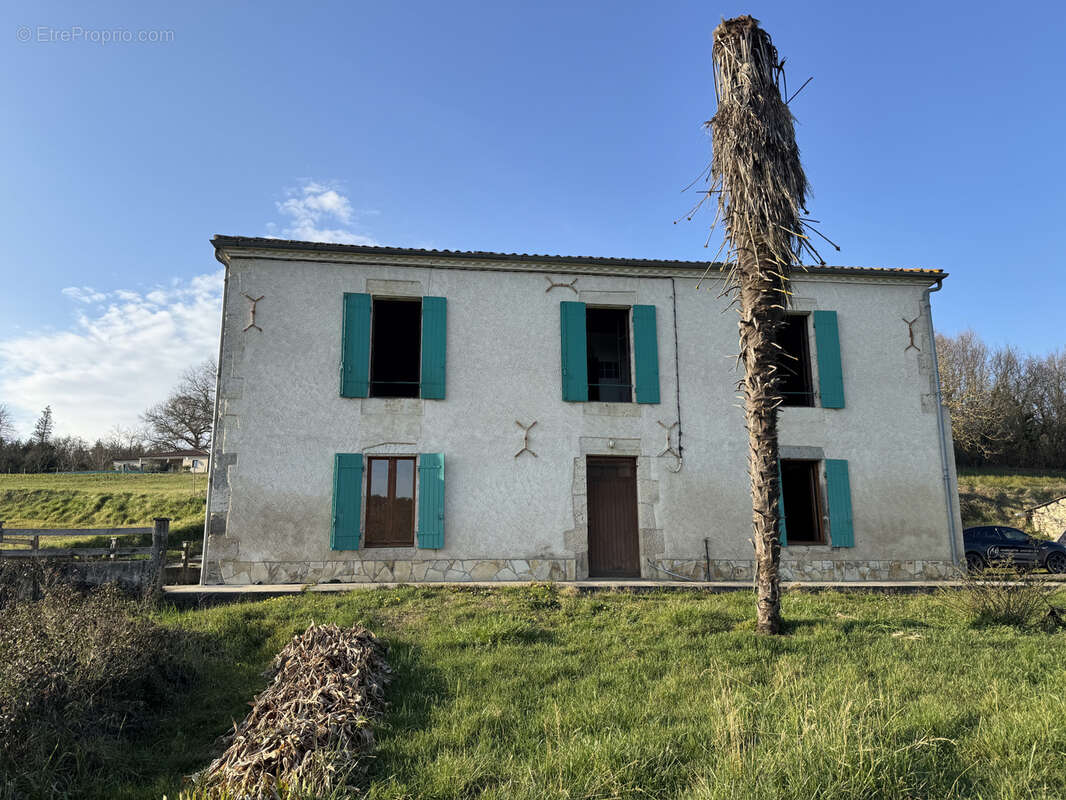 Maison à CASTELJALOUX