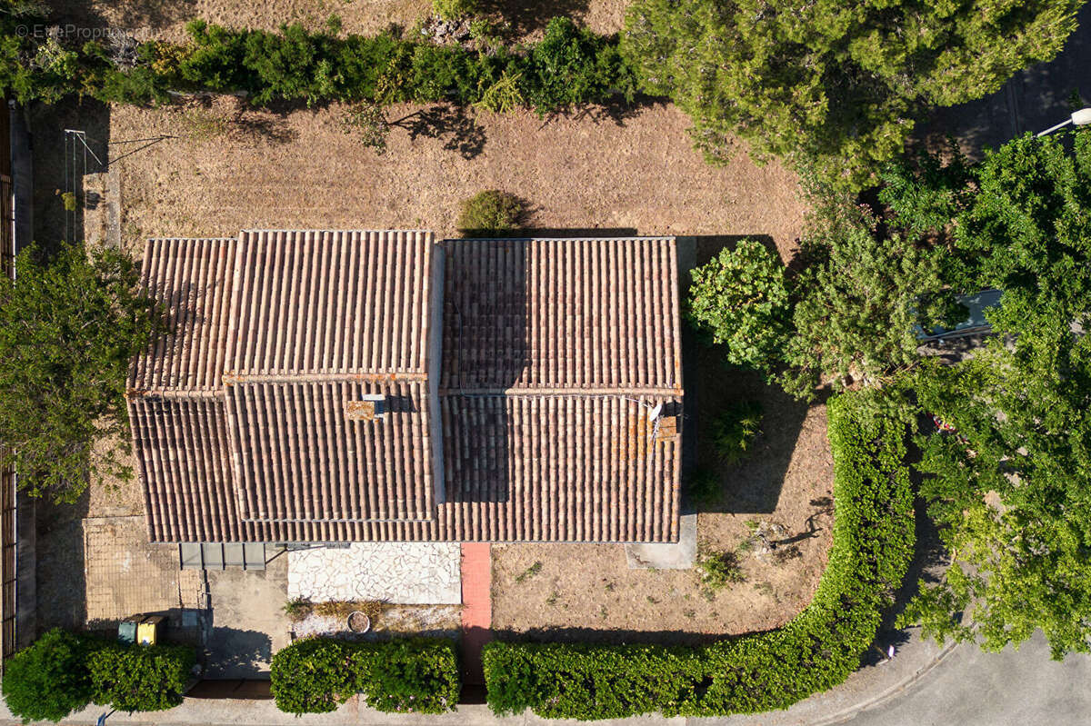 CARCASSONNE - GRAZAILLES Villa quatre faces T5 139m²  (110m²  hab.) avec jardin, garage, et terrasse - photo 12