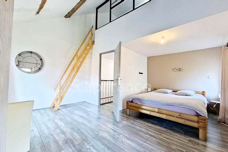 Maison à IS-SUR-TILLE