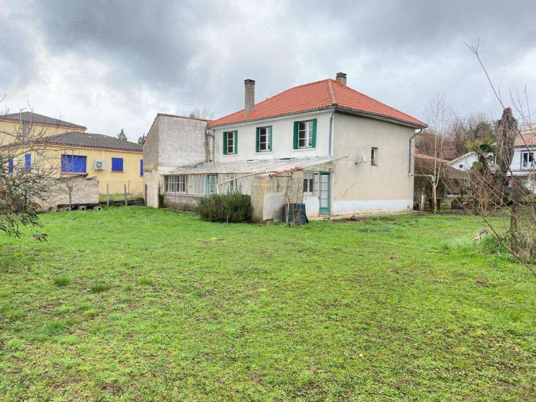 Maison à CAHORS