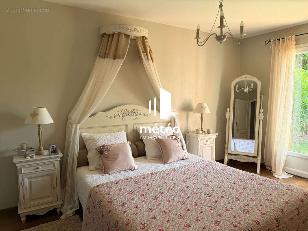 Maison plain pied - 4 chambres - 150 m² - photo 5
