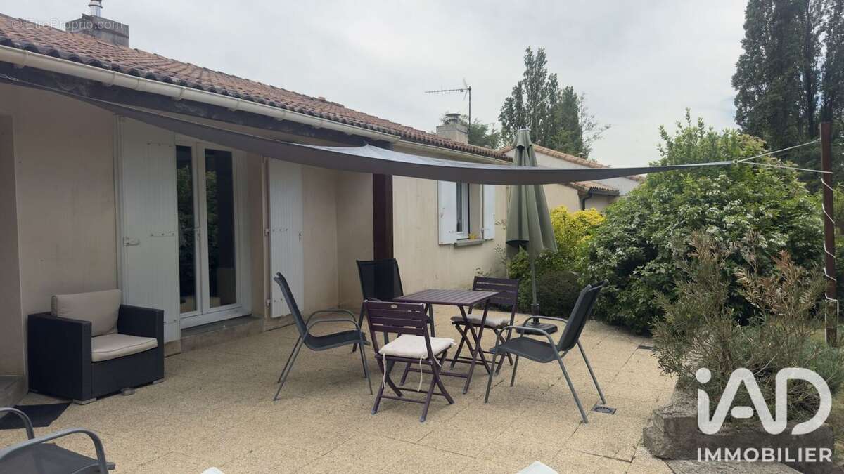 Maison 94 m² à Bouaye  - photo 5