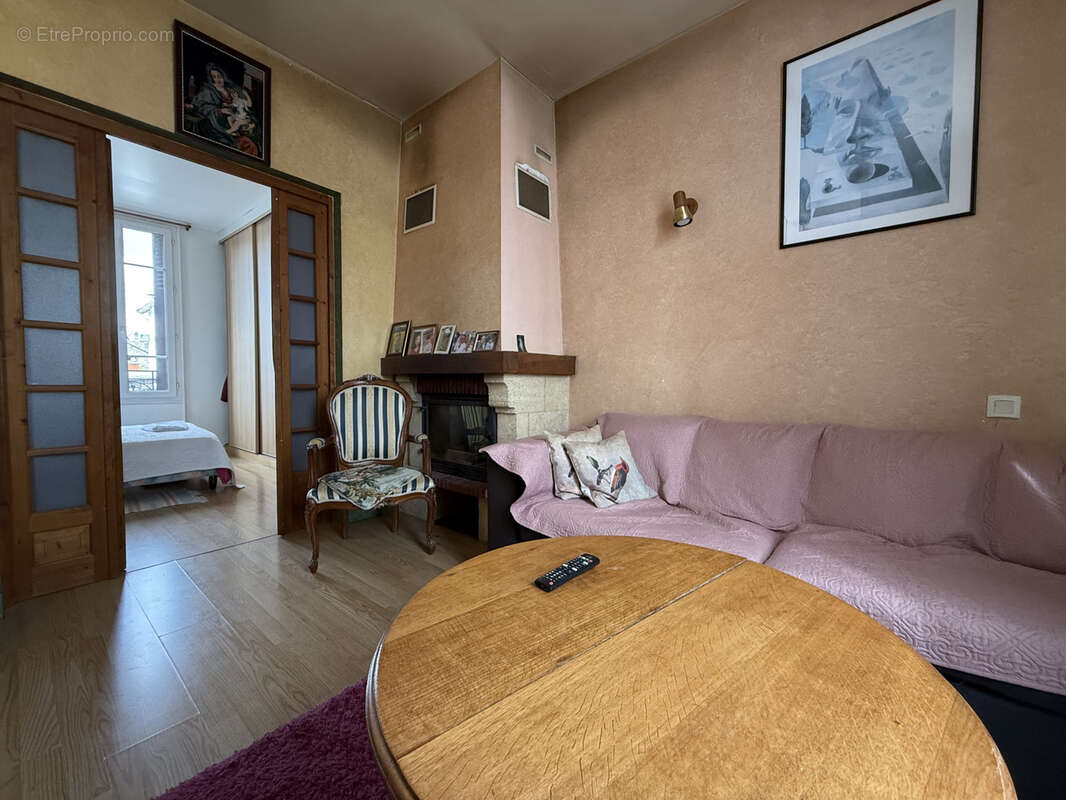 Maison à LE BLANC-MESNIL