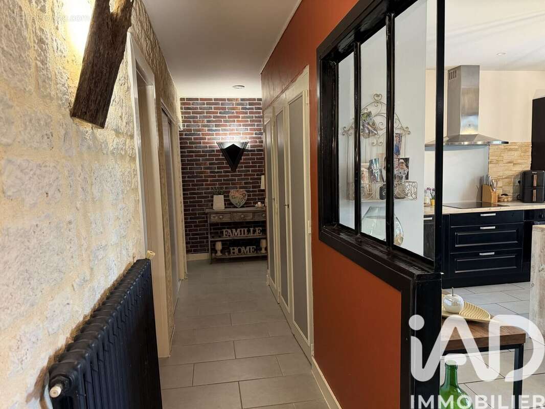 Photo 2 - Maison à NAINTRE