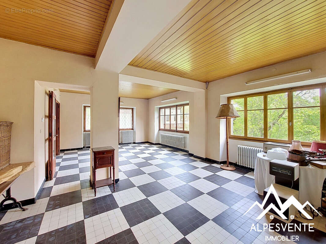 avendre_maison_àrenover_seytroux_alpesvente - Maison à SEYTROUX