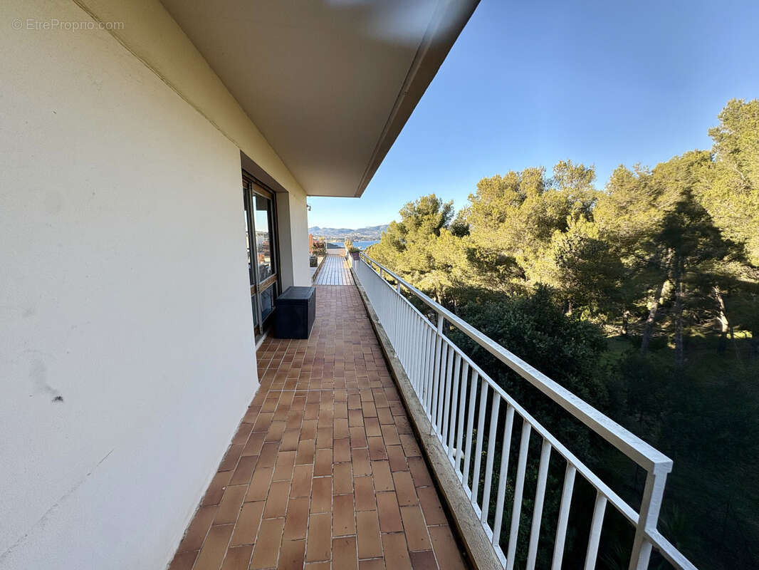 Appartement à SAINT-MANDRIER-SUR-MER
