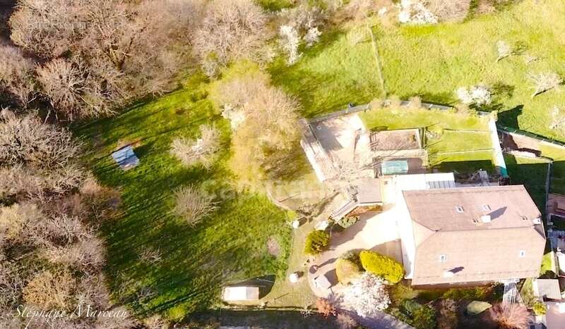 Maison à SAINT-MARTIN-DE-LA-PORTE