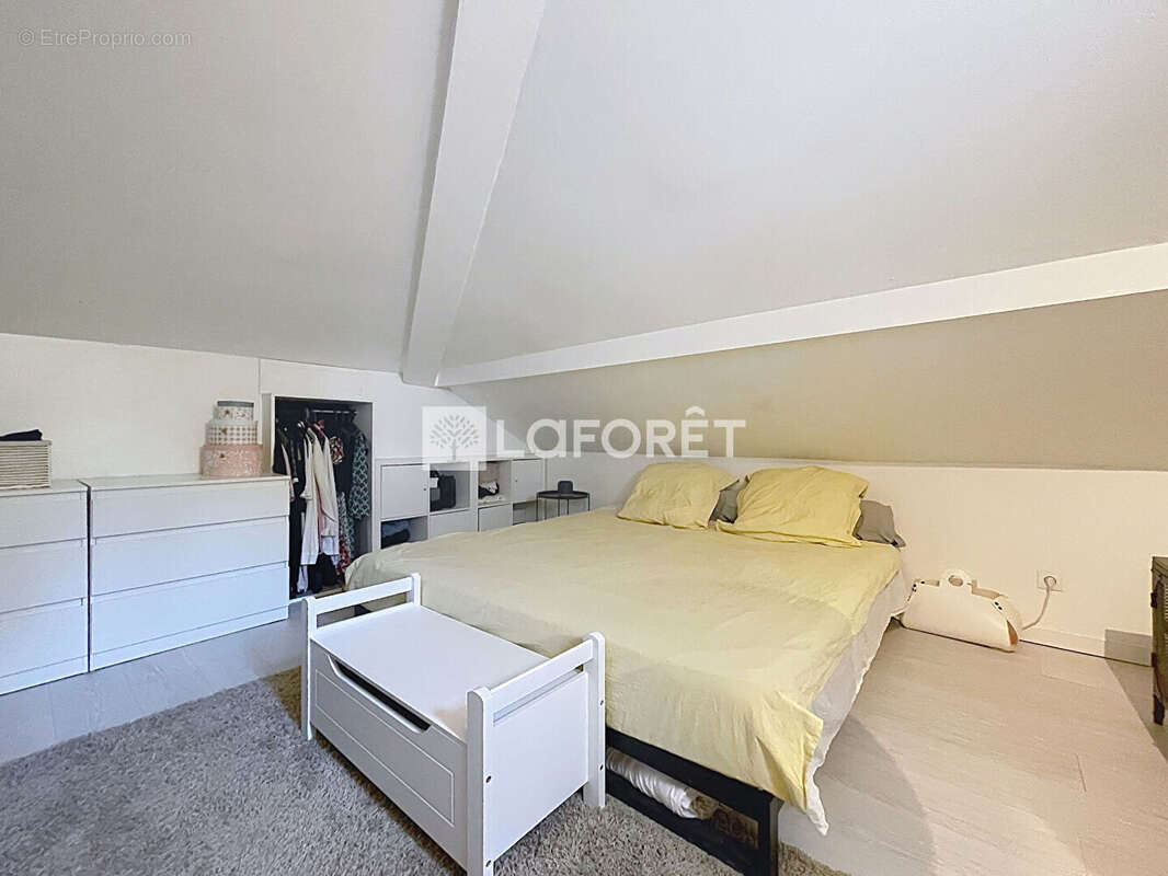 AUBAGNE ? Quartier de Vaux ? Maison T4 en copropriété avec jardin et piscine - photo 13