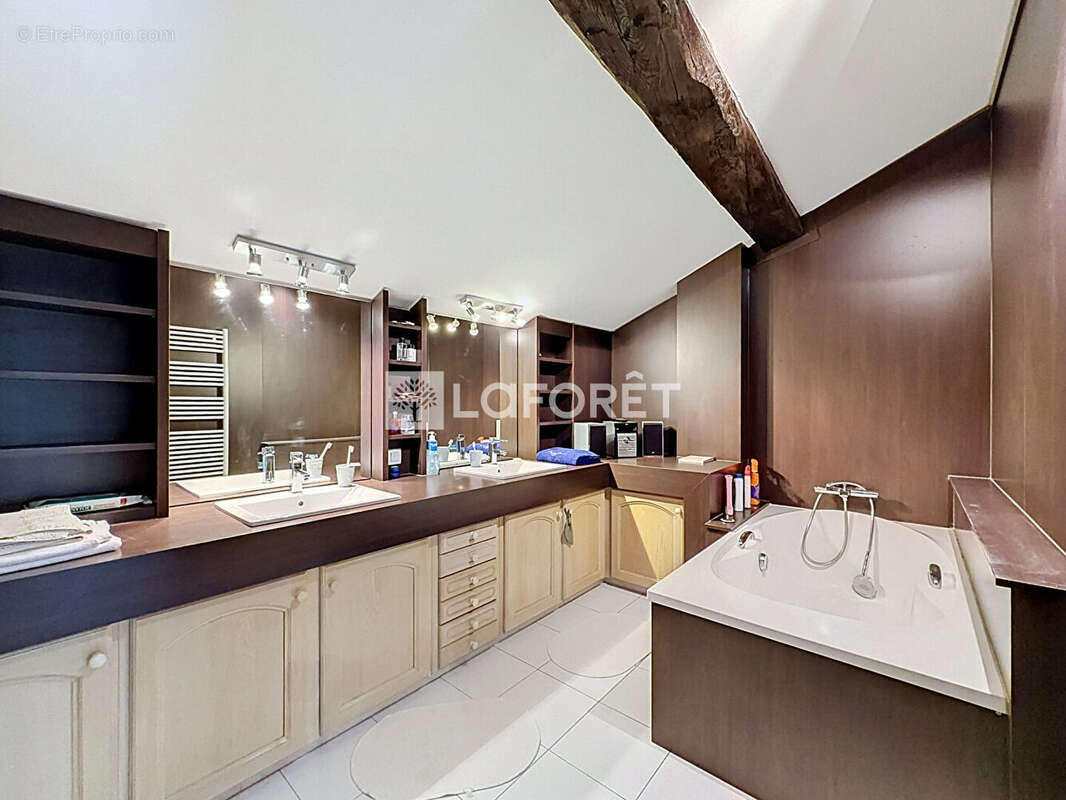 Maison à vendre Chatillon Sur Chalaronne 7 pièce(s) 260 m2 - photo 13