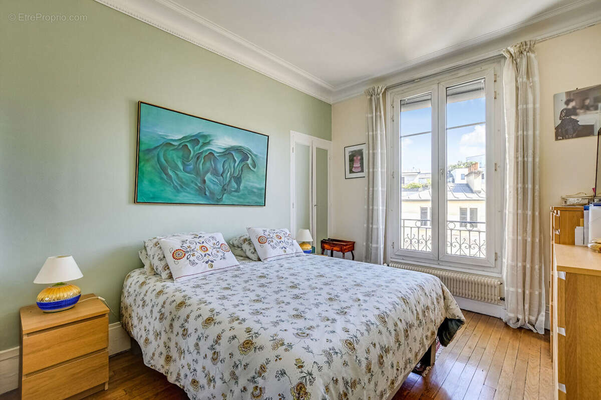 Appartement à PARIS-19E