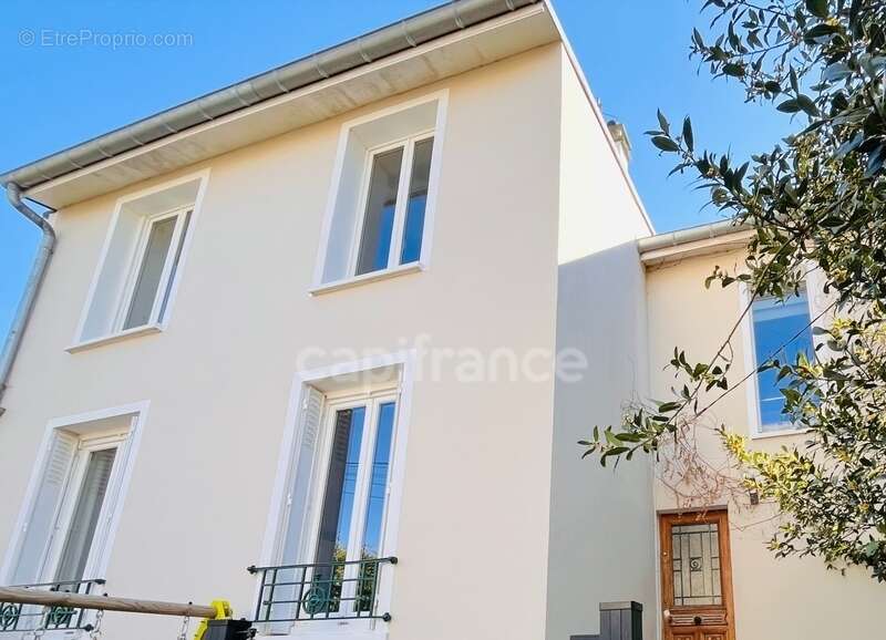 Maison à vendre 5 pièces - Petite Garenne - COLOMBES - photo 4
