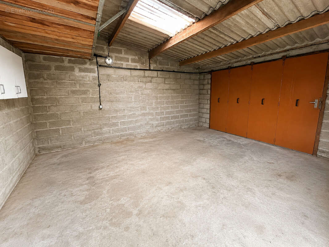Maison individuelle 5 pièces 140 m2 avec jardin, garage et dépendances - photo 6