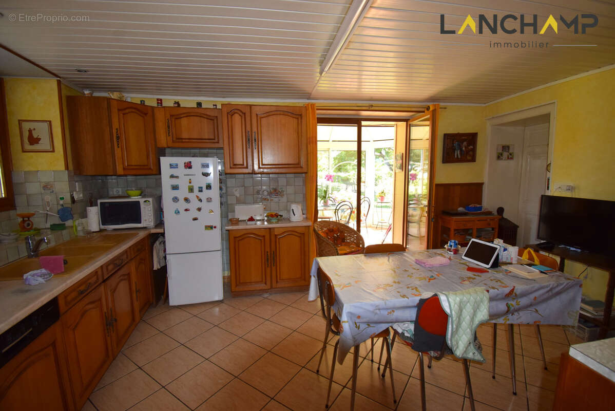 Agréable maison de village avec dépendance - photo 4