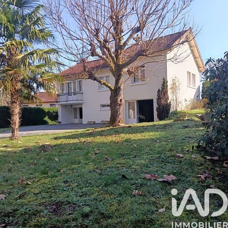 Photo 2 - Maison à SAINT-JUST-LE-MARTEL