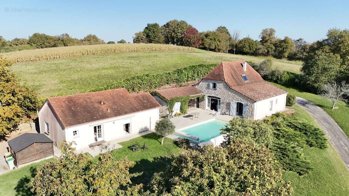 Maison à SALIES-DE-BEARN