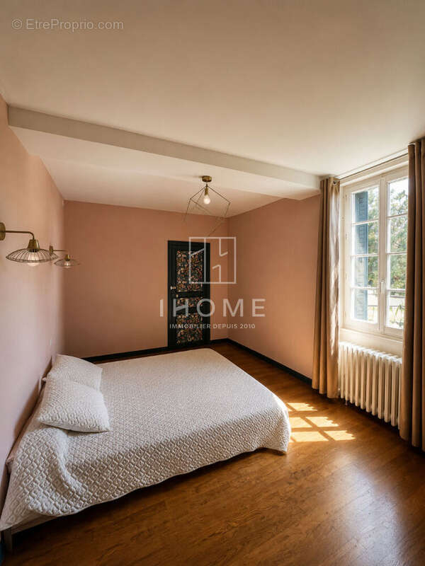 Maison à CHAMPIGNE