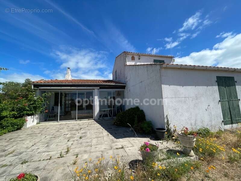 Maison à LE BOIS-PLAGE-EN-RE