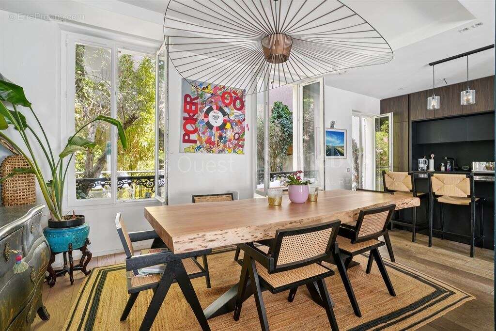 Maison à NEUILLY-SUR-SEINE