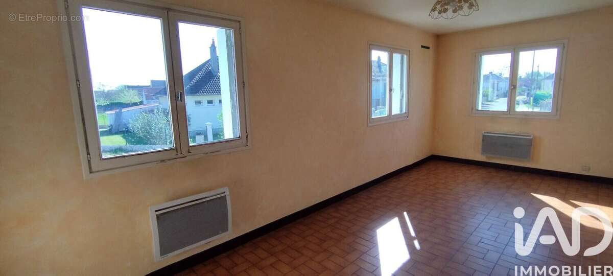 Photo 6 - Maison à SALBRIS