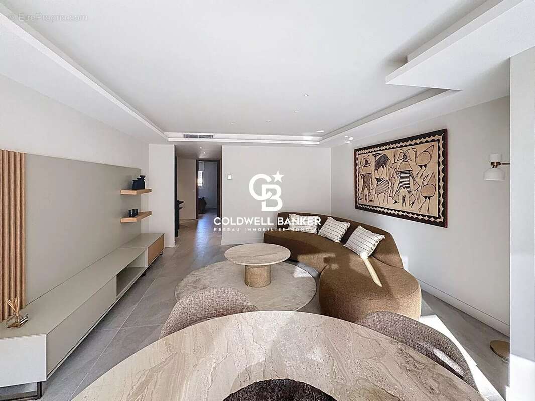 Appartement à SAINT-RAPHAEL