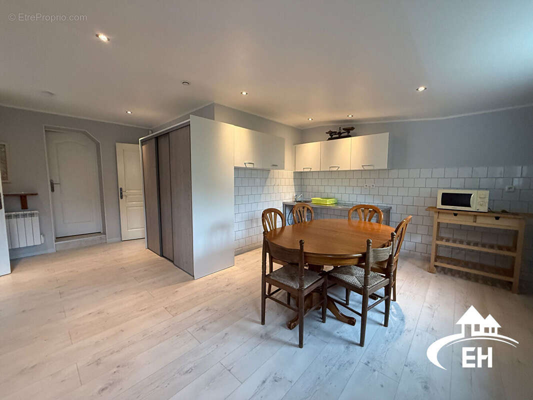 Maison à L&#039;AIGLE