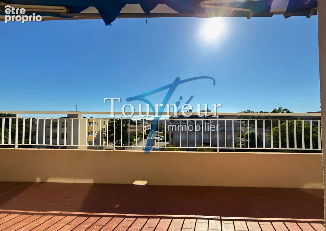 Photo Appartement à Six-Fours-Les-Plages au prix de 327 000€