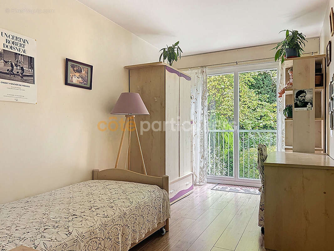 Appartement à SAINT-MAUR-DES-FOSSES