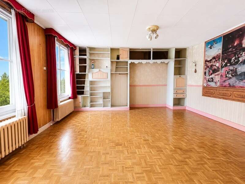 Appartement à PARIS-10E