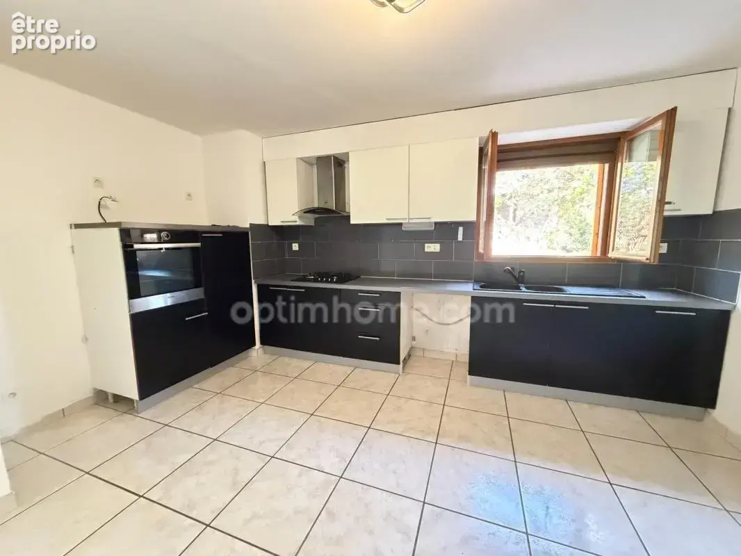 Maison 135m2 : 4 chambres + garage + jardin - photo 2