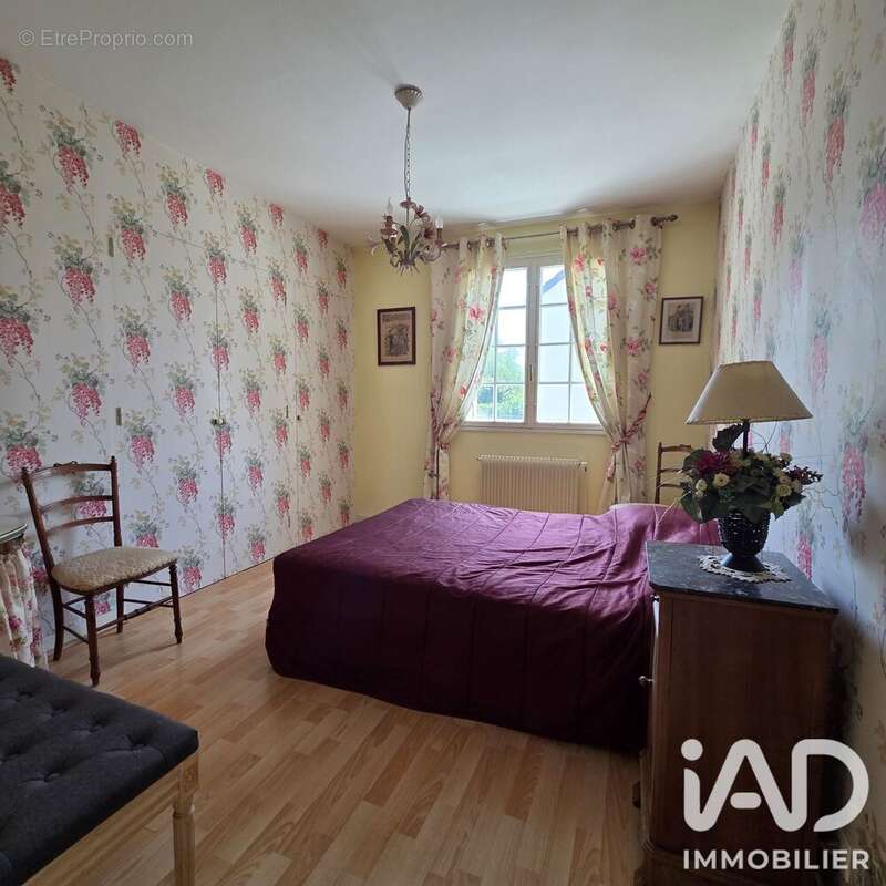 Maison 170 m² à Joue-Les-Tours  - photo 7
