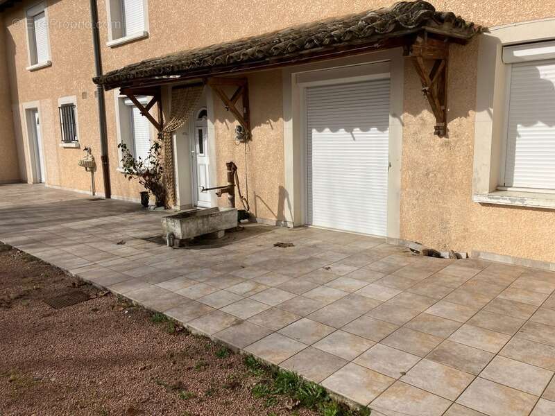 Maison à BELLEVILLE