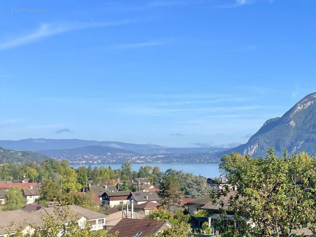 Photo 1 - Maison à LATHUILE