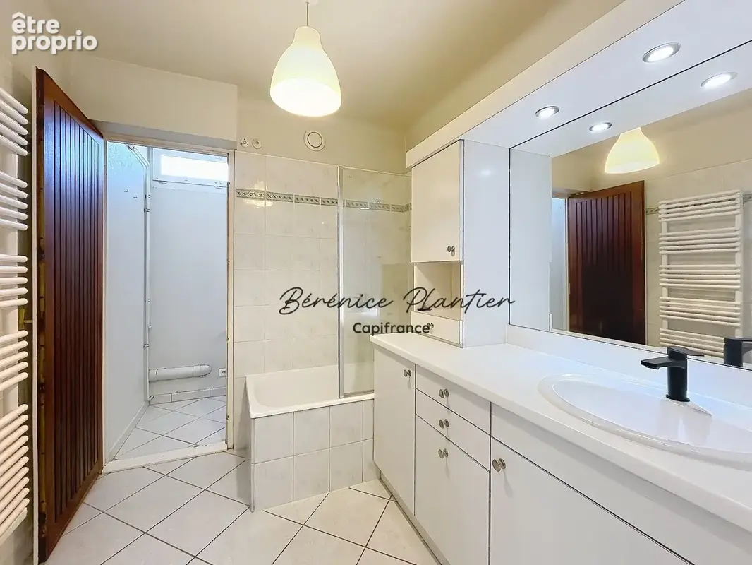 ANNEMASSE – Au calme -Grand T3 lumineux de 79,53 m² avec balcon, cave et garage en option - photo 8