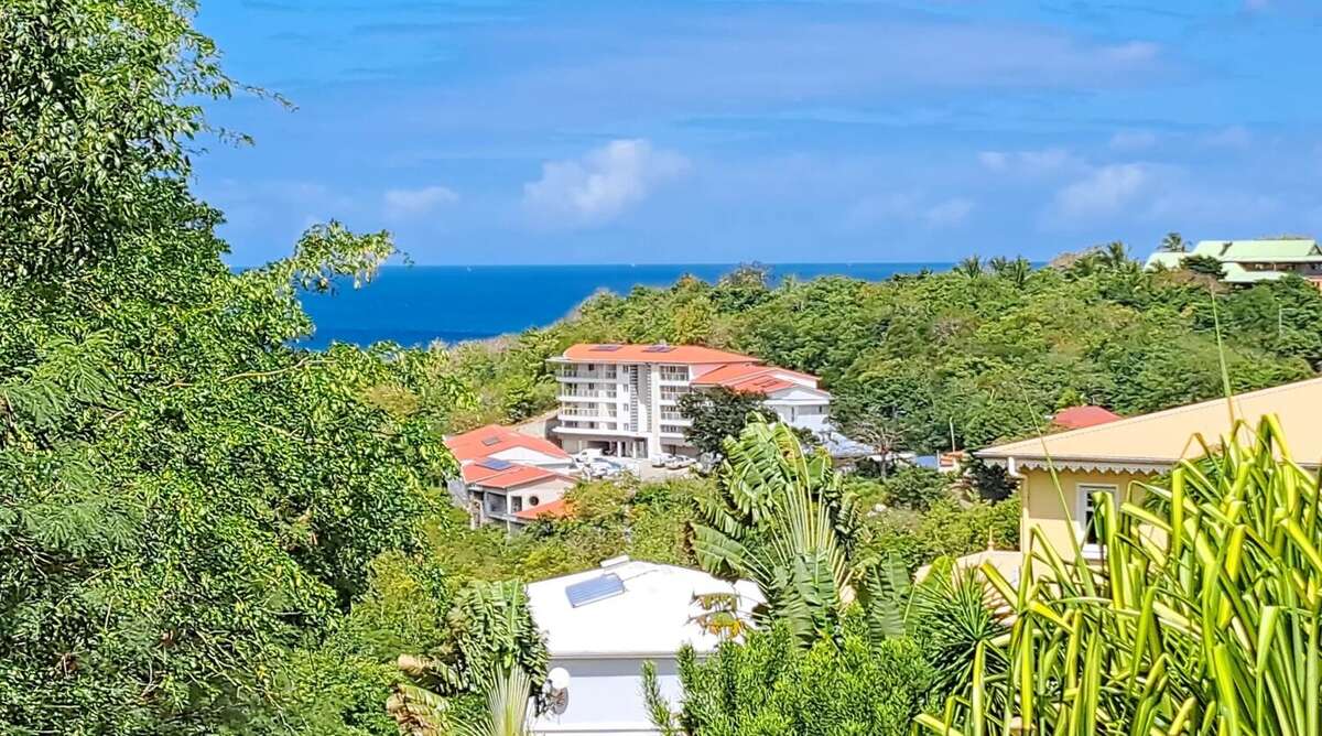 Appartement à LES TROIS-ILETS