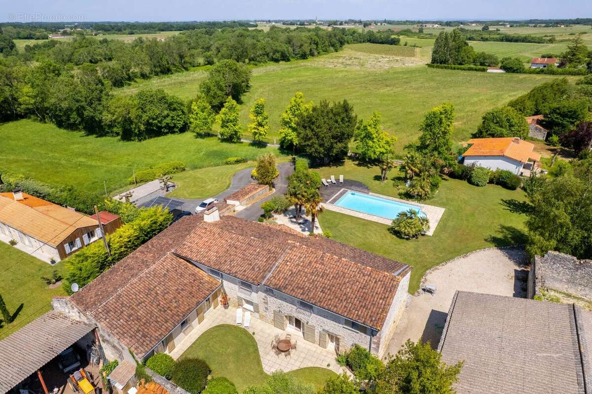 Maison à CIVRAC-EN-MEDOC