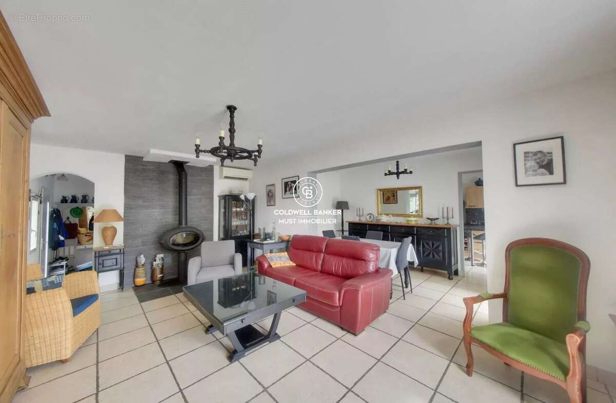 Maison à SAINT-CYPRIEN