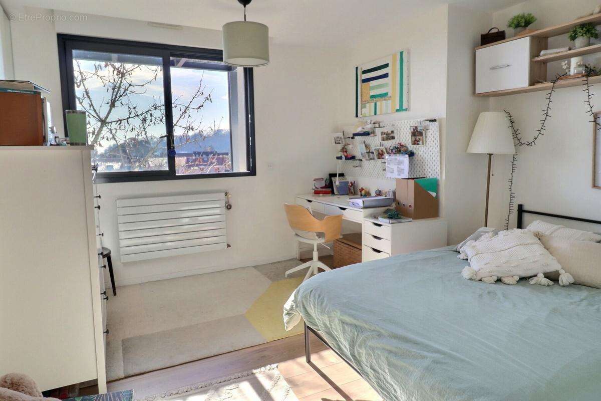 Maison à LE PLESSIS-ROBINSON