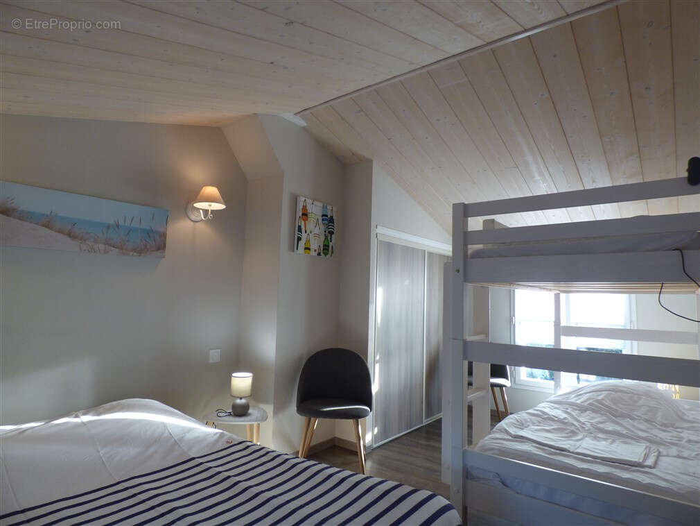 Le vieil - a 200 m du bourg et 300 m de la plage - photo 14
