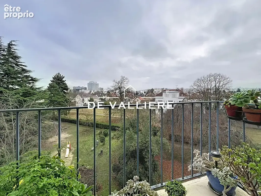 Appartement Rueil Malmaison 2 pièce(s) 51 m2 - photo 4