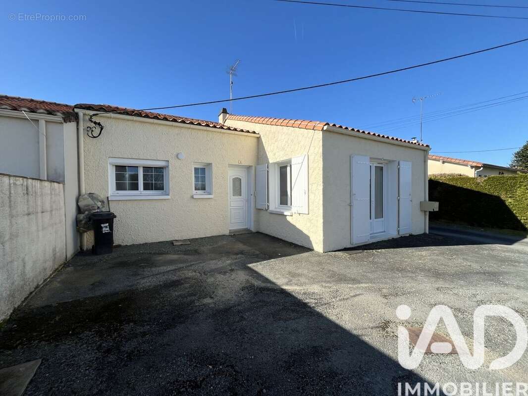 Photo 9 - Maison à MENOMBLET