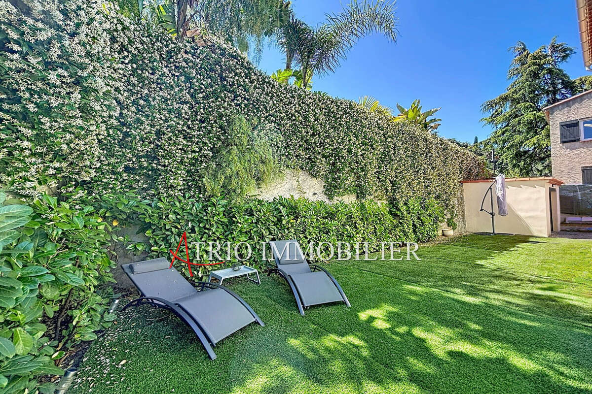 Maison 170 m² à Cagnes-Sur-Mer  - photo 3