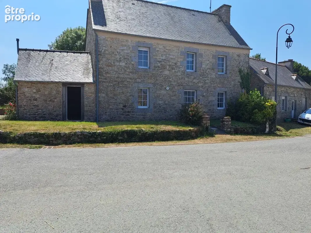 Maison à LANDEBAERON