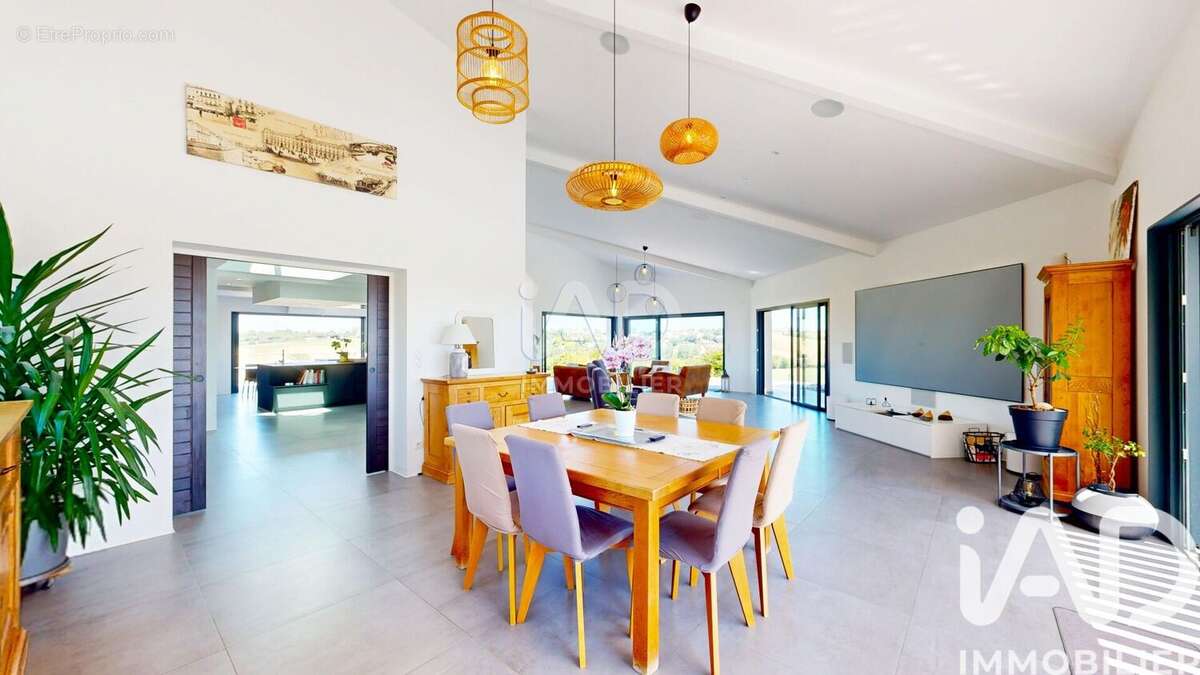 Maison 262 m² à Saint-Leon  - photo 5