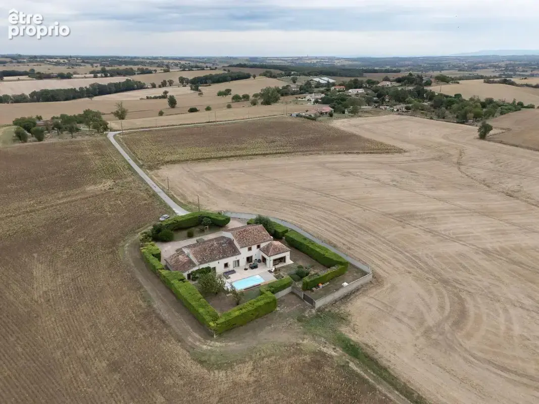 Maison 9 pièces 360 m² à vendre à Montgaillard-Lauragais (31290) - photo 3