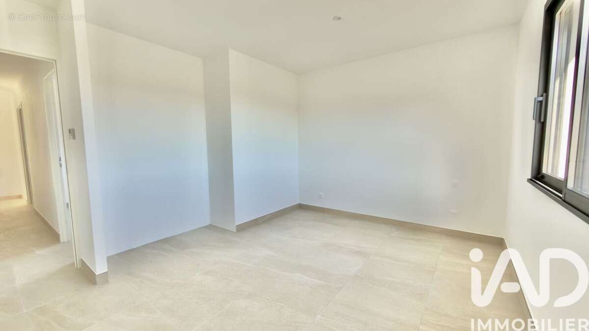 Photo 3 - Maison à THEZAN-DES-CORBIERES