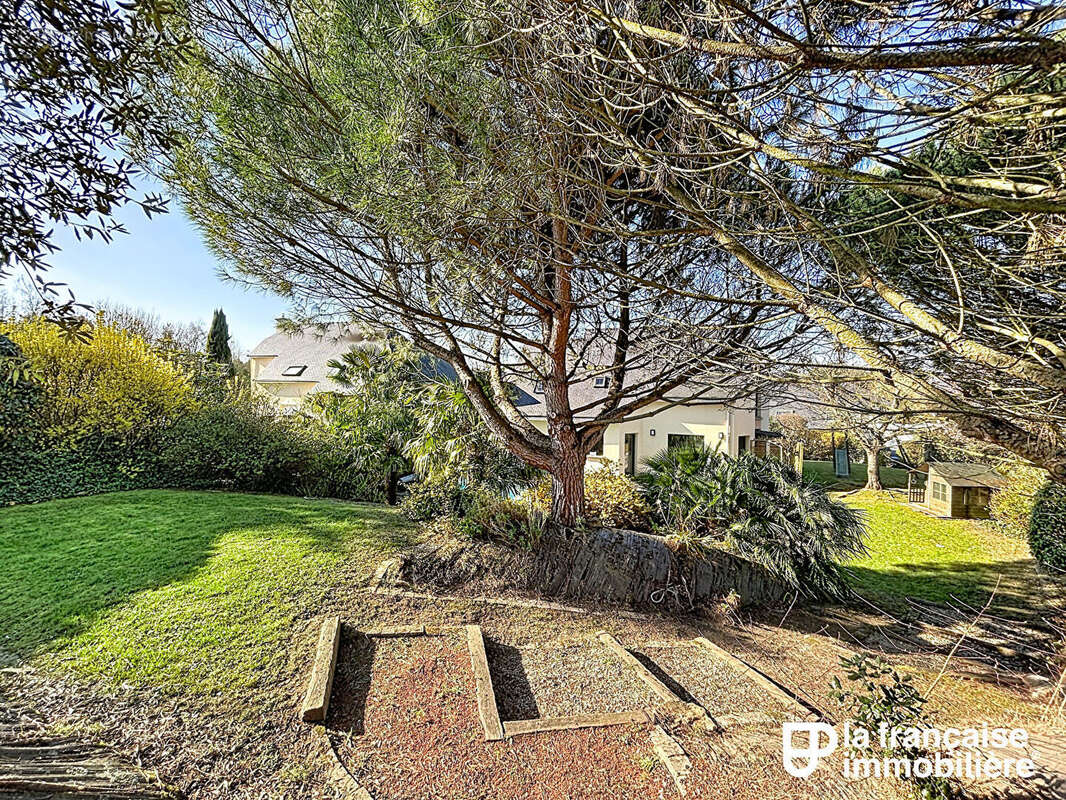A VENDRE - Domaine Cicé Blossac - propriété 7 pièces - photo 18