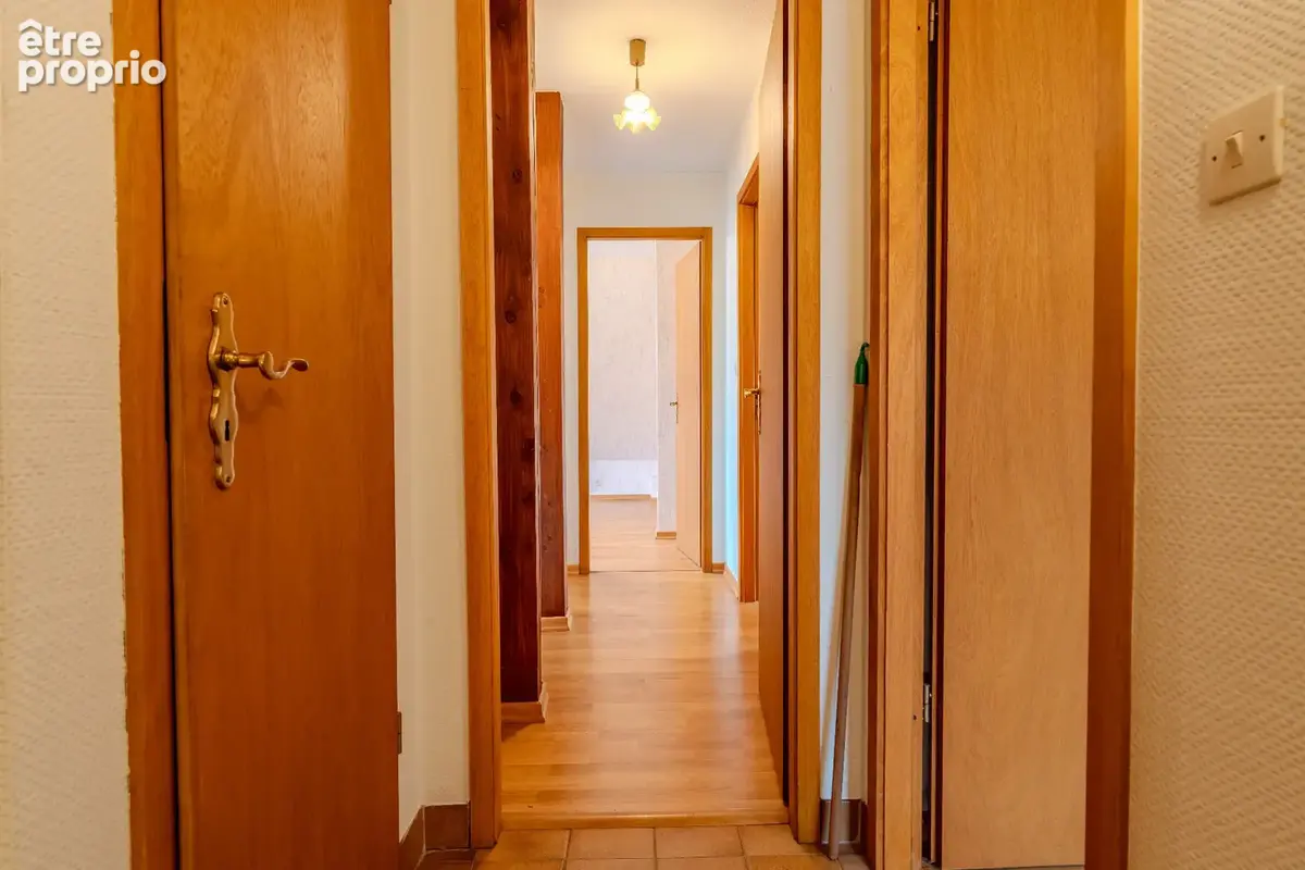 A la vente à DORLISHEIM (67) - Maison d'architecte 6 pièces Vue sur Mont Ste Odile - photo 12