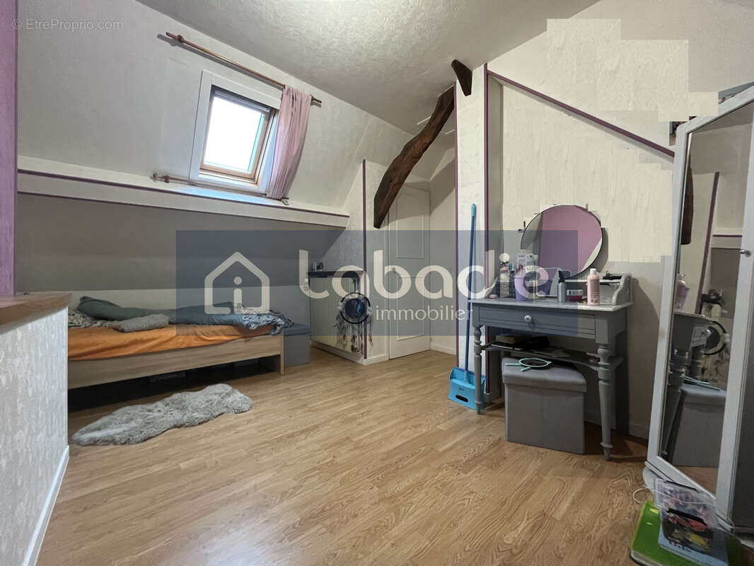 Maison à TESSY-SUR-VIRE