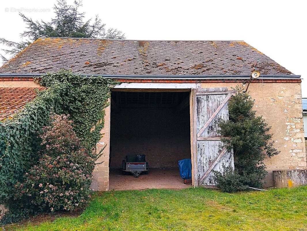 Ancien corps de ferme à rénover - photo 3