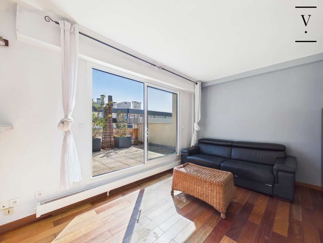 Appartement à PARIS-12E